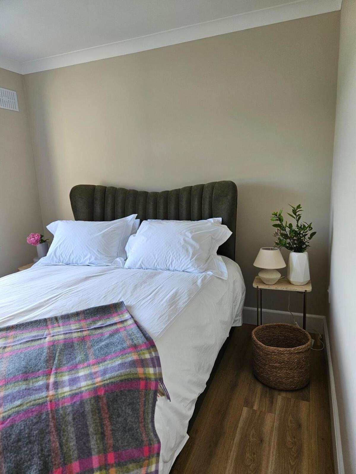 Three Bedroom Cosy Quiet Luxury In The Burren Wild Atlantic Way Galway Exterior photo