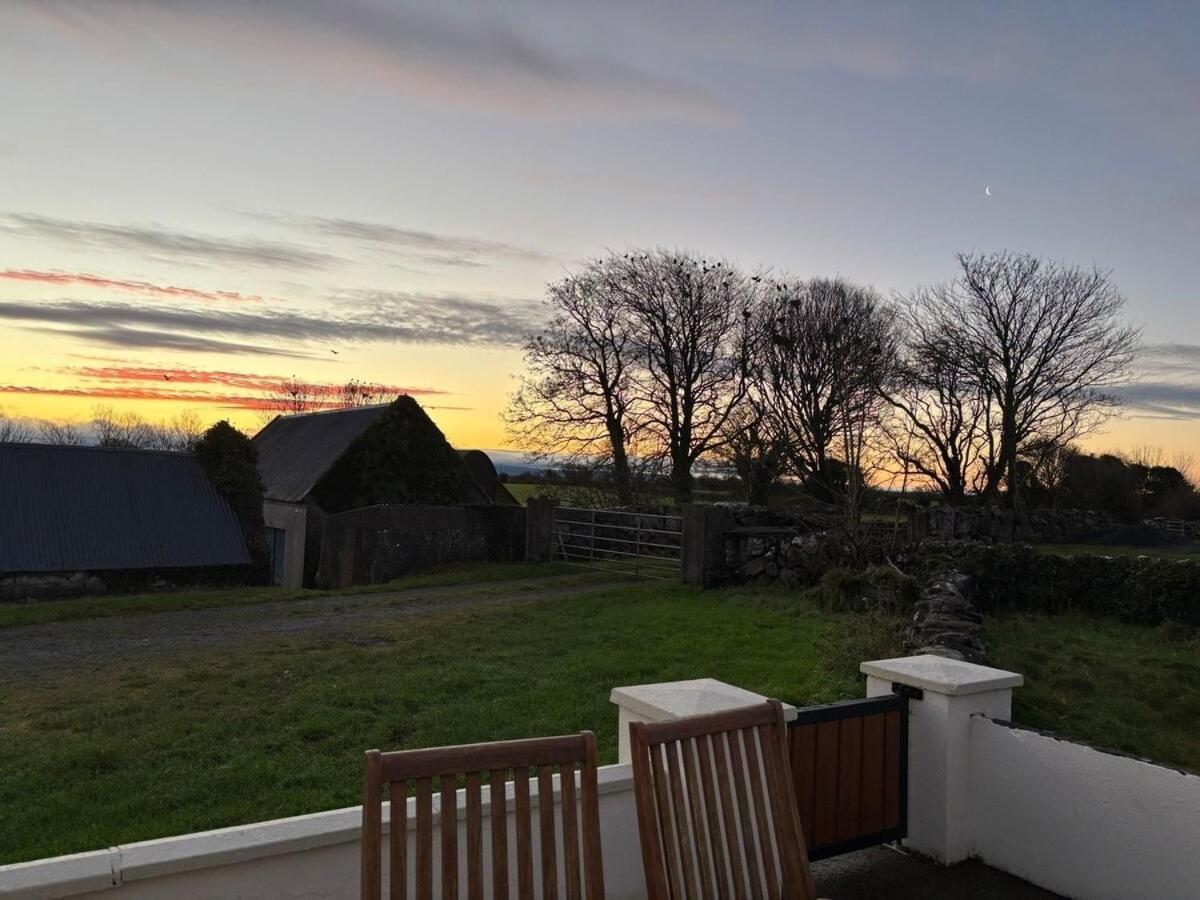 Three Bedroom Cosy Quiet Luxury In The Burren Wild Atlantic Way Galway Exterior photo